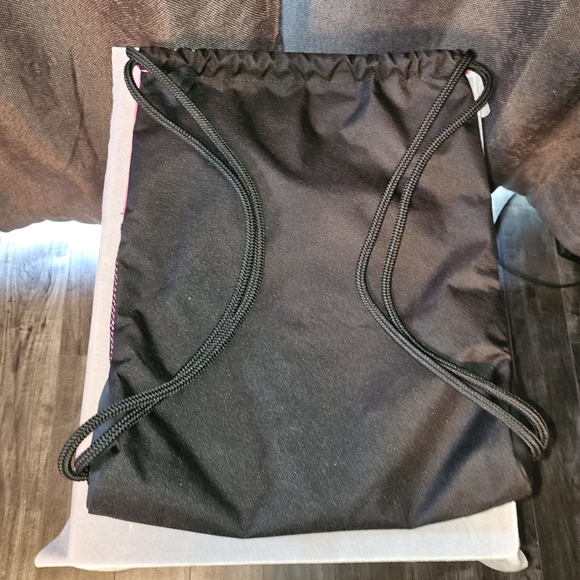 Adidas Drawstring Backpack bag. - Picture 3 of 4